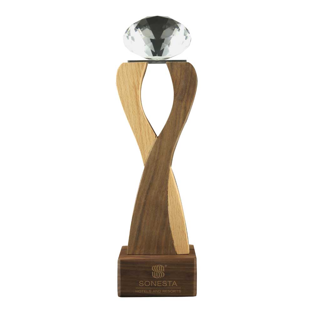 Branding-Wooden-Trophy-CR-63